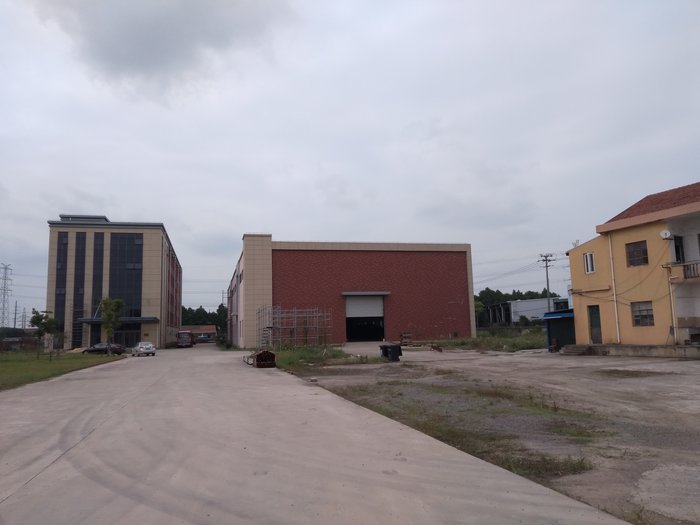 M001 金山工業(yè)園區(qū)內(nèi)漕涇鎮(zhèn)獨(dú)院帶20噸行車2300平方米單層廠房倉庫出租 當(dāng)倉庫蕞佳