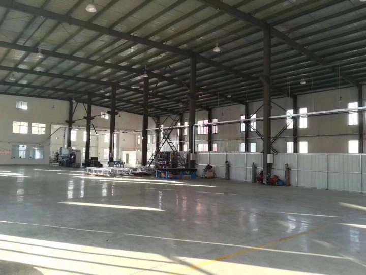 單層鋼構(gòu)廠房出售 1800平/棟 僅余2棟 可裝10噸行車 江蘇揚(yáng)州儀征經(jīng)濟(jì)開發(fā)區(qū)  中南高科開發(fā)商一手房源 沒有中介 沒有差價(jià) 低價(jià)招商