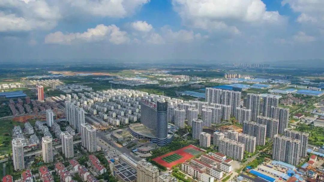 句容經(jīng)濟(jì)開發(fā)區(qū)：鉚足干勁“跑起來”匯聚更大發(fā)展動能