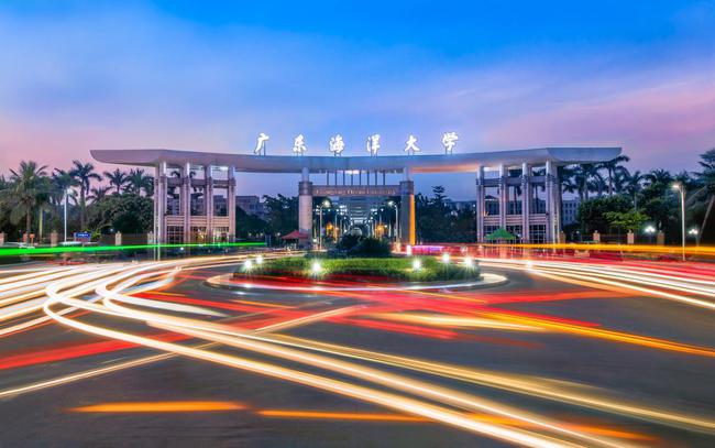粵西湛江市六大高校廣東醫(yī)科大學(xué)和廣東海洋大學(xué)對比