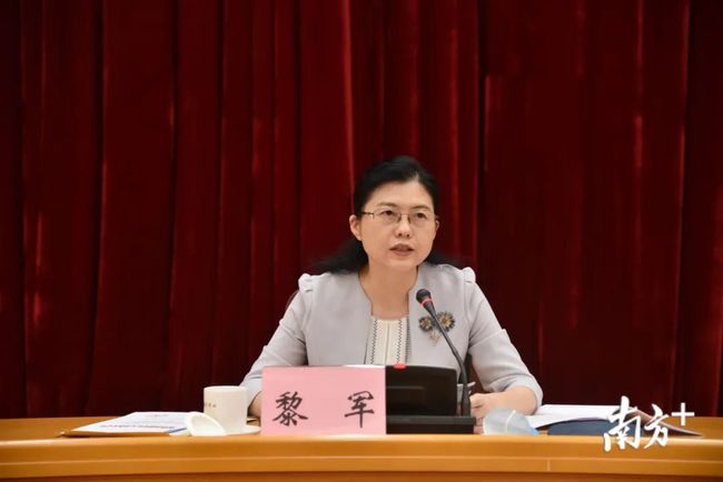 罕見(jiàn)！岳陽(yáng)籍一女副市長(zhǎng)正廳級(jí)！