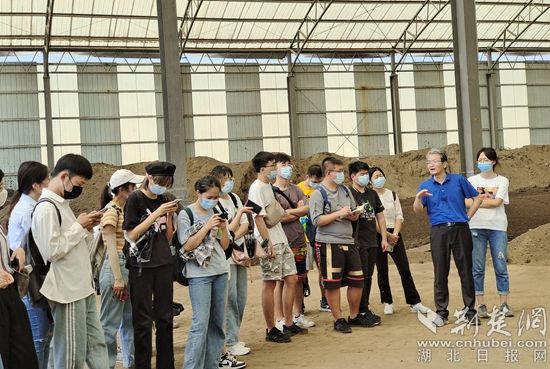 武穴一創(chuàng)新型企業(yè)牽手省內(nèi)知名高校創(chuàng)辦“華中農(nóng)業(yè)大學(xué)教學(xué)實習(xí)基地”